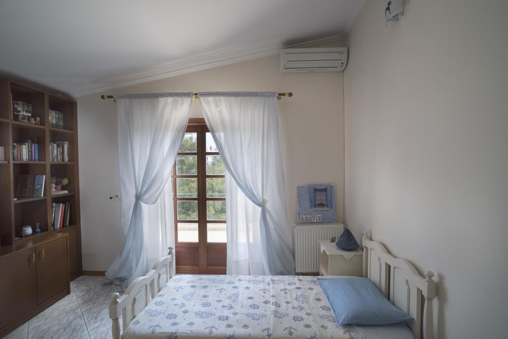 Villa Corina Near The Airport Kouvaras Luaran gambar